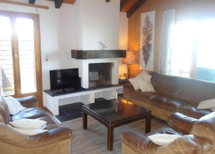 Modern With Balcony, Access