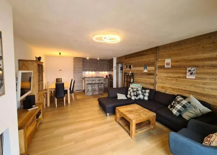 아파트 Modern With Balcony, Access 베이소나츠