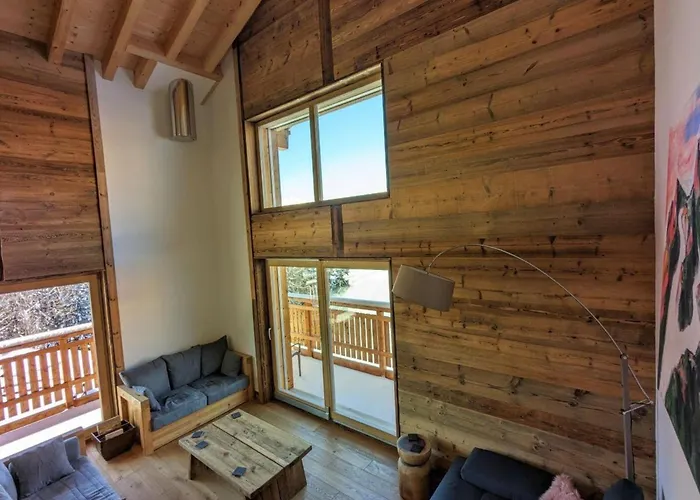 Modern With Balcony, Access 베이소나츠