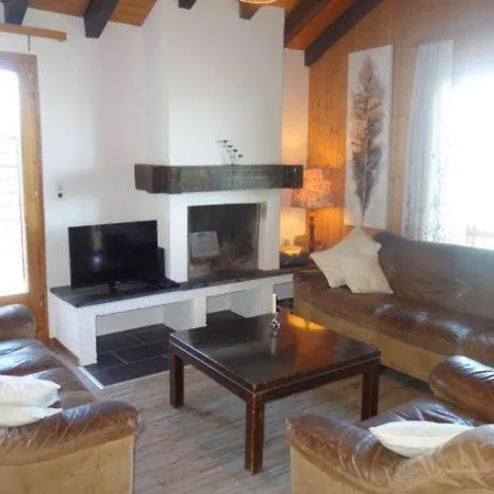 Lavish Near Ski-slope