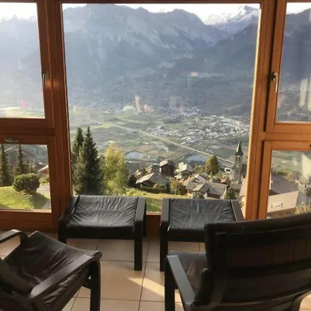 Lavish Near Ski-slope Apartment Veysonnaz